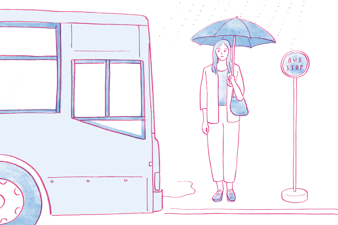 雨の日の外出で気をつけたいポイント。傘の扱い、電車内や訪問先での配慮etc.　